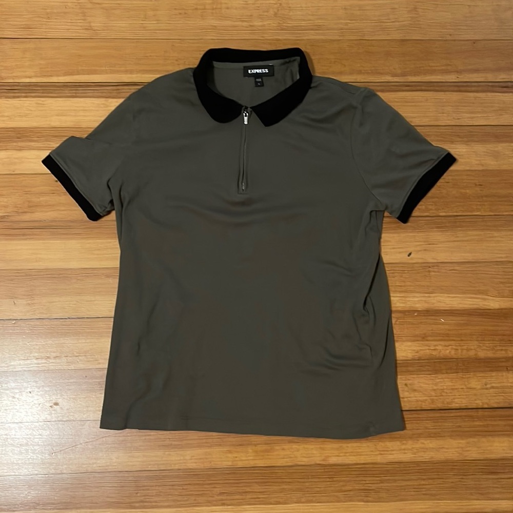 Medium olive green Express polo with black collar